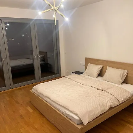 Vltava River Apartment *